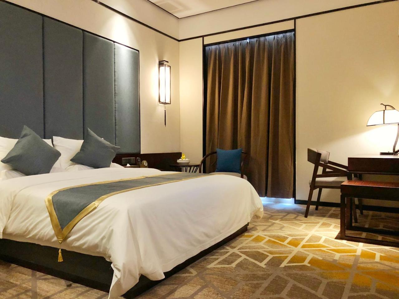 Shantou Hairun Hotel Екстериор снимка