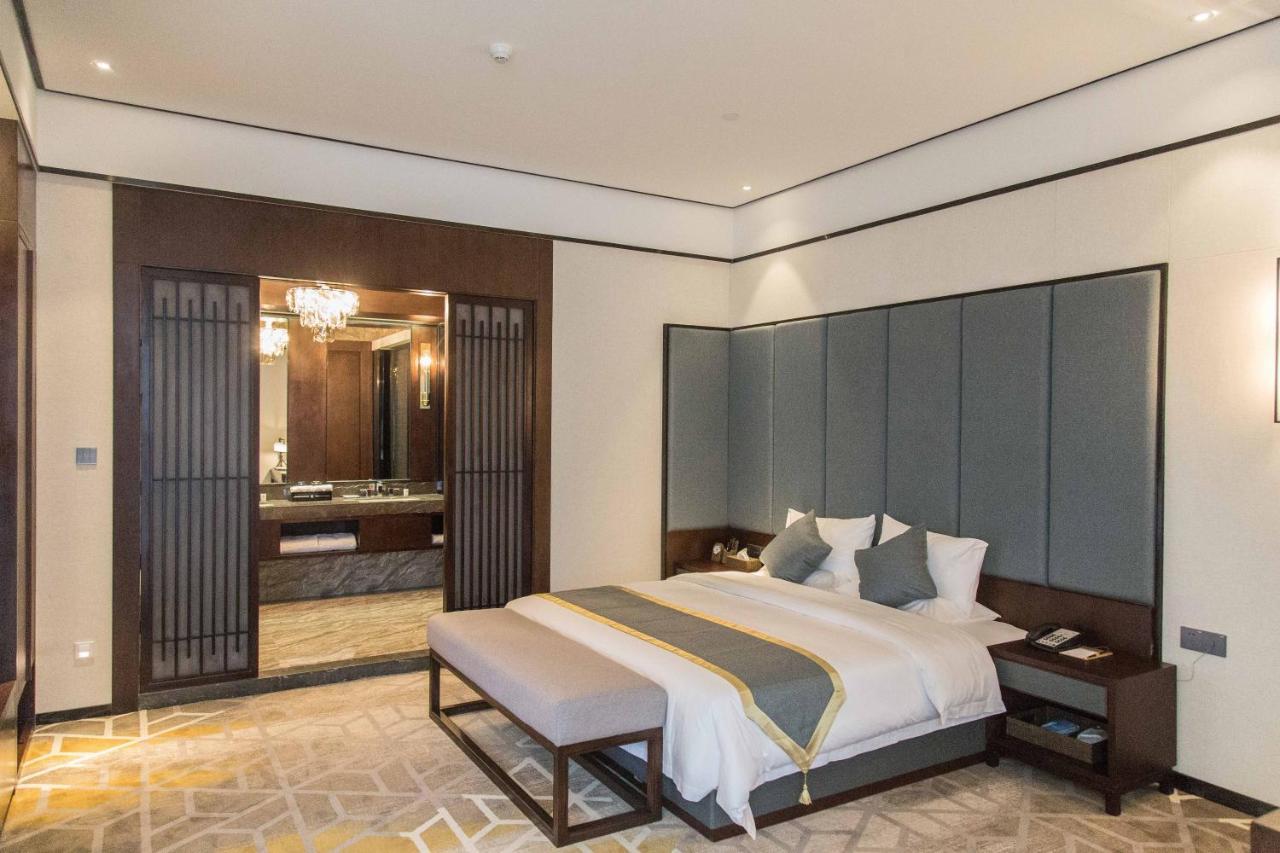 Shantou Hairun Hotel Екстериор снимка