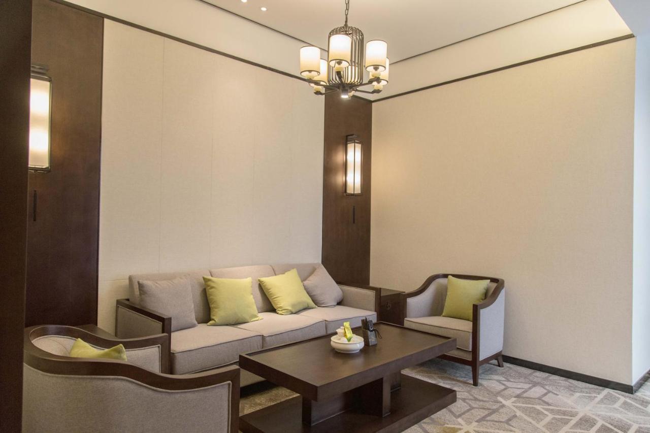 Shantou Hairun Hotel Екстериор снимка